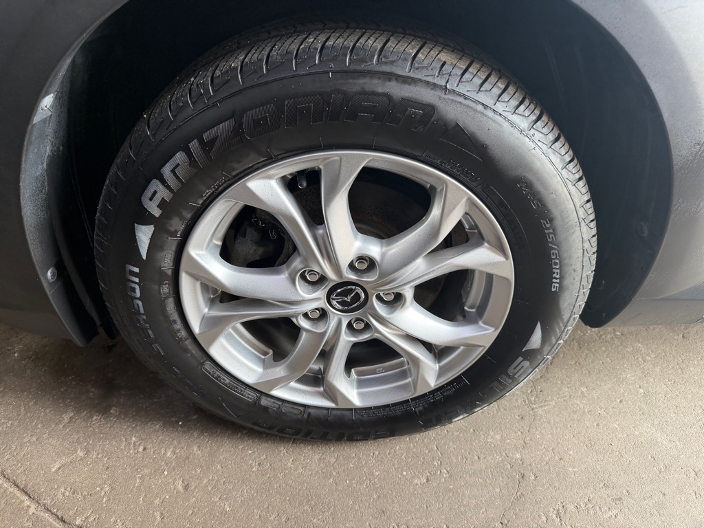 Photo 18 of this MAZDA CX-3