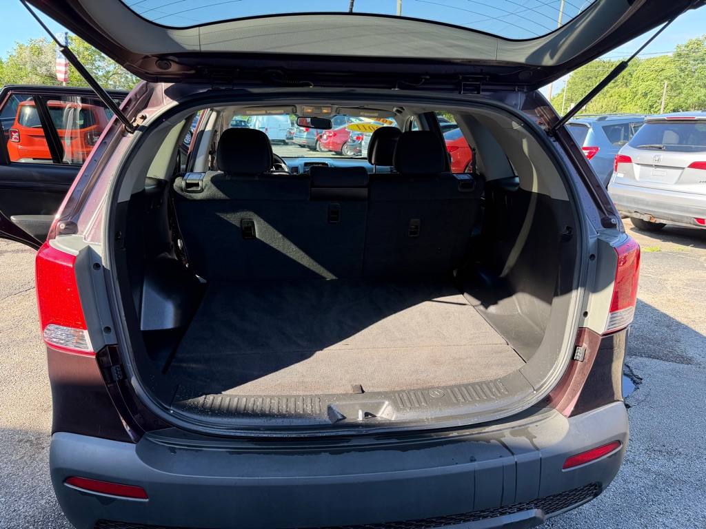 Photo 12 of this KIA SORENTO