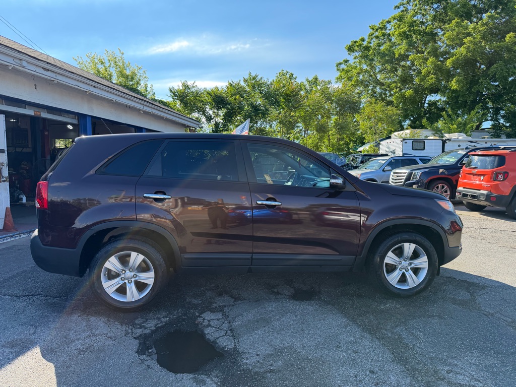 Photo 7 of this KIA SORENTO