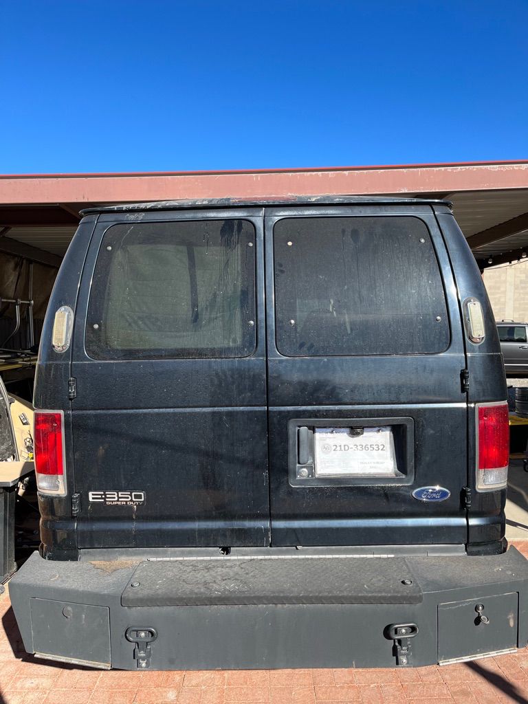 Photo 9 of this FORD E-SERIES CARGO