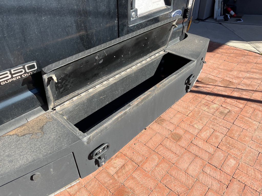 Photo 11 of this FORD E-SERIES CARGO