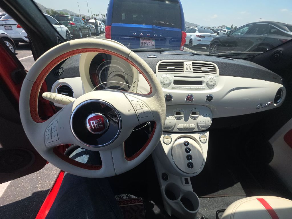 Photo 11 of this FIAT 500E