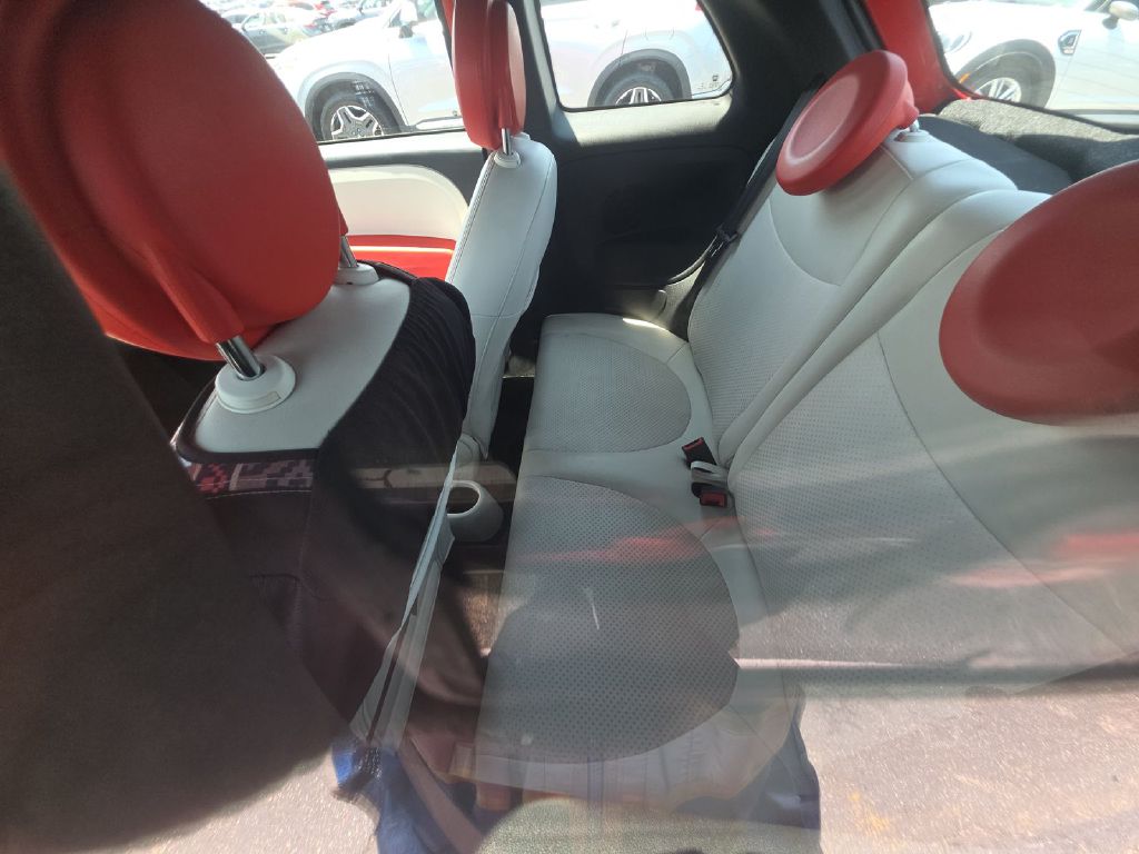 Photo 13 of this FIAT 500E