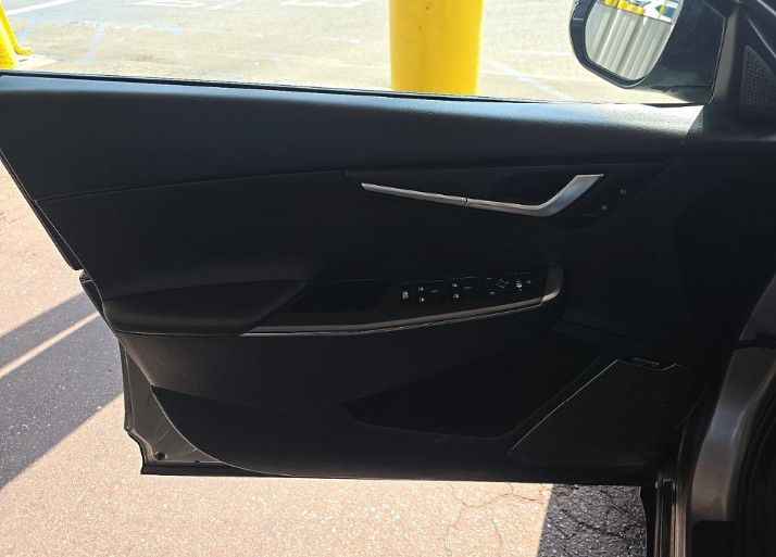 Photo 12 of this KIA EV6