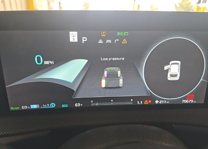 Photo 14 of this KIA EV6