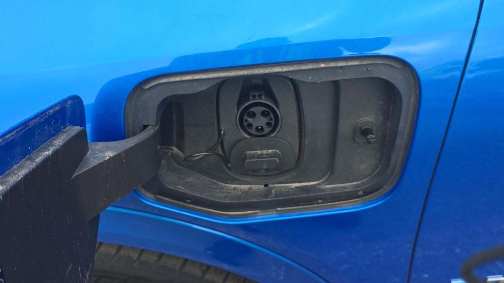 Photo 10 of this CHEVROLET EQUINOX EV
