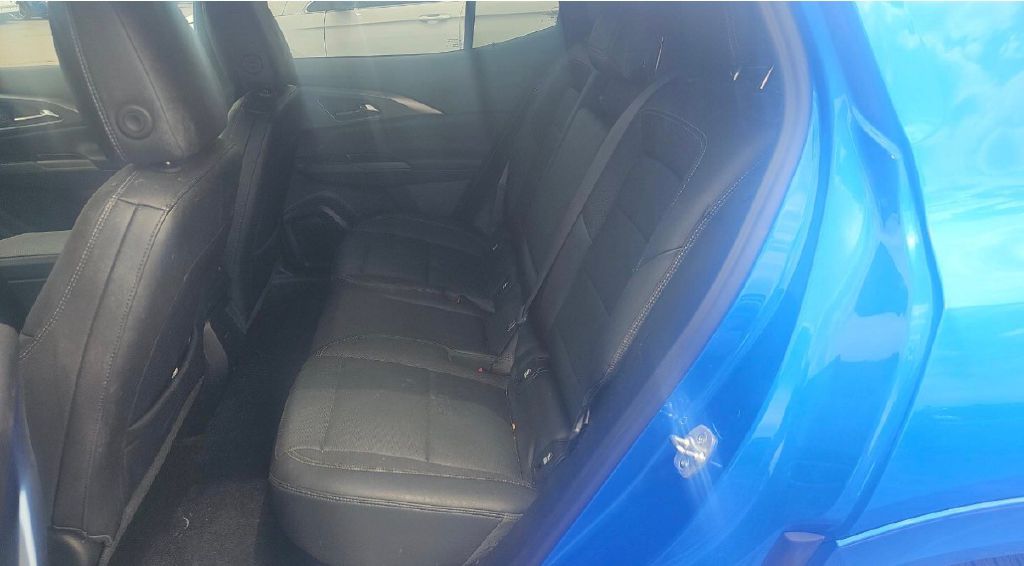 Photo 14 of this CHEVROLET EQUINOX EV