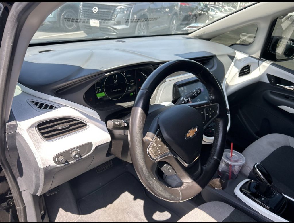 Photo 14 of this CHEVROLET BOLT EV