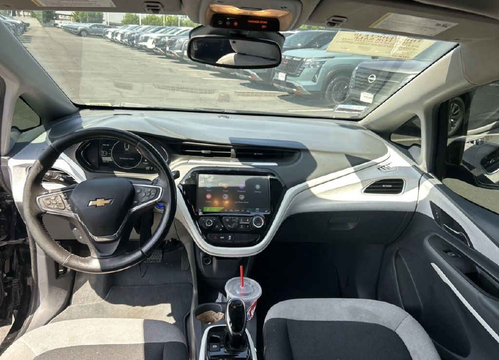 Photo 17 of this CHEVROLET BOLT EV