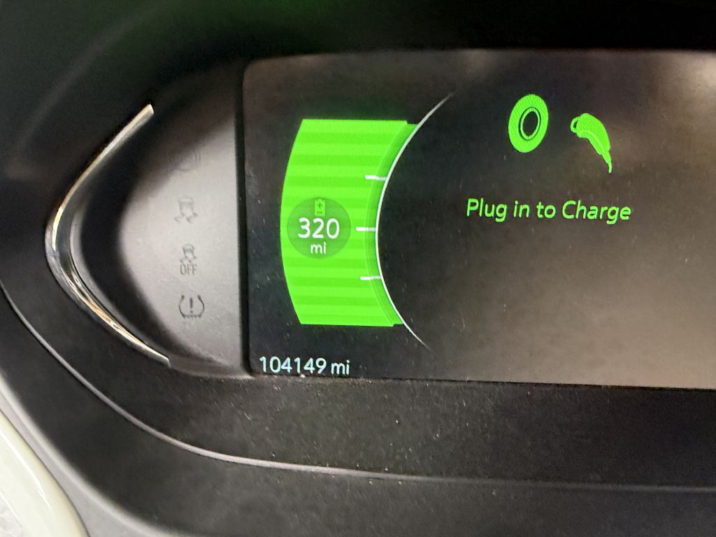 Photo 3 of this CHEVROLET BOLT EV