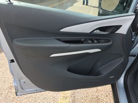Photo 14 of this CHEVROLET BOLT EV