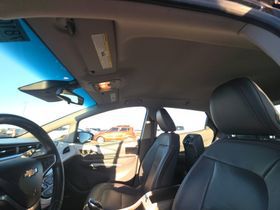 Photo 16 of this CHEVROLET BOLT EV
