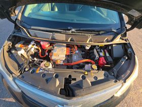 Photo 17 of this CHEVROLET BOLT EV