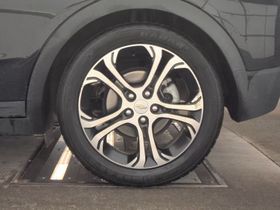 Photo 22 of this CHEVROLET BOLT EV