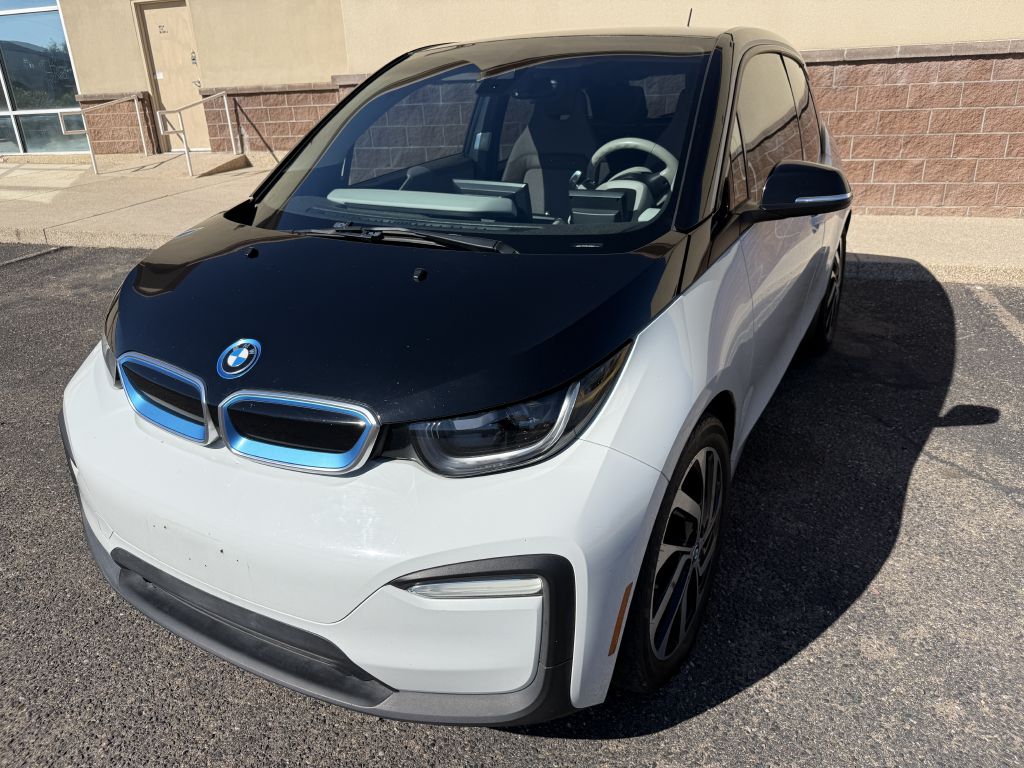 Photo 4 of this BMW I3