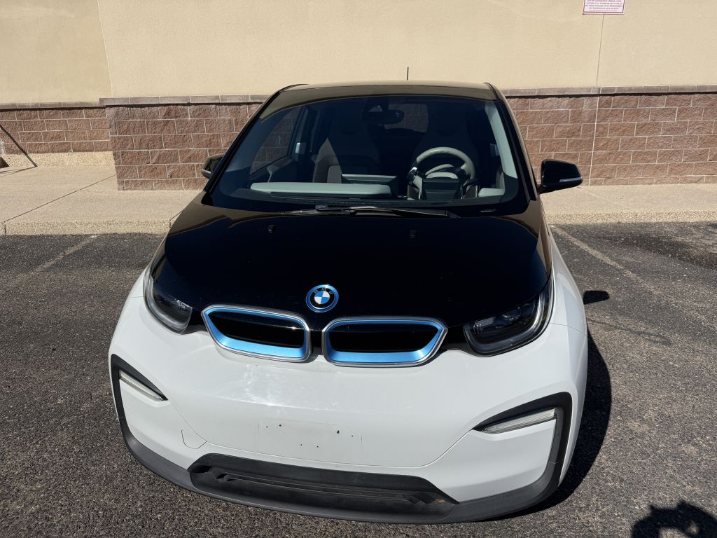 Photo 5 of this BMW I3