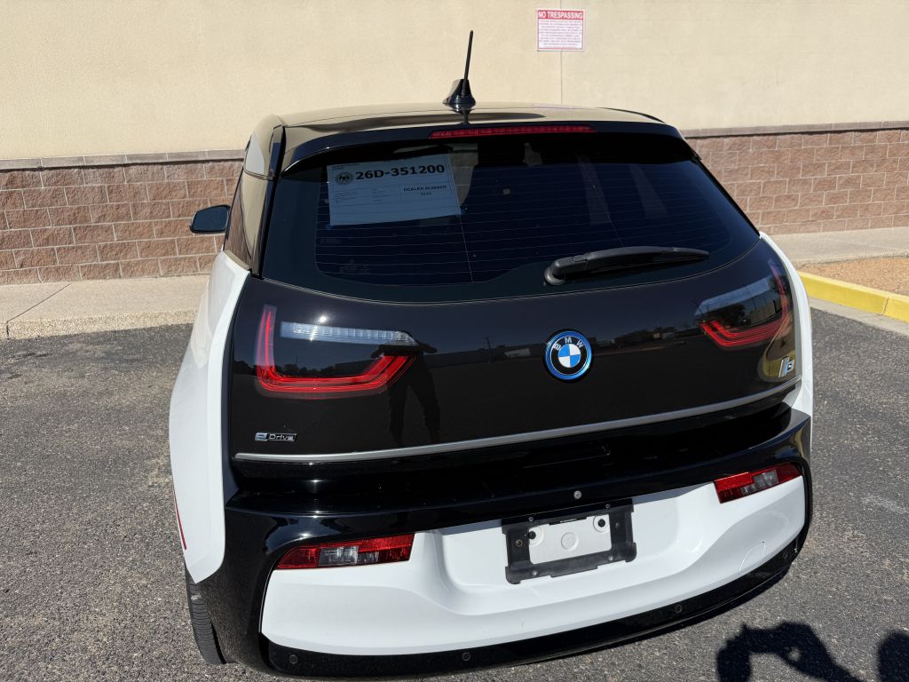Photo 12 of this BMW I3