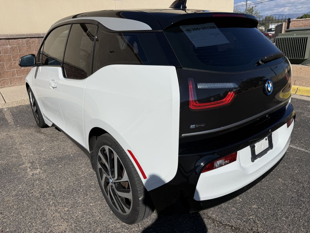 Photo 13 of this BMW I3
