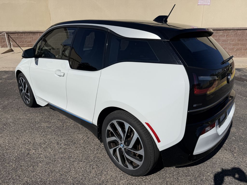 Photo 14 of this BMW I3