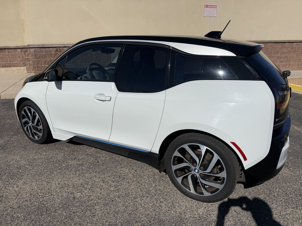 Photo 15 of this BMW I3
