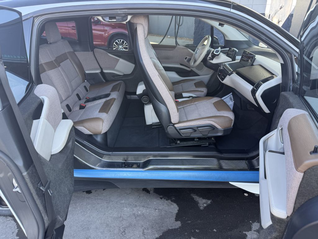 Photo 24 of this BMW I3