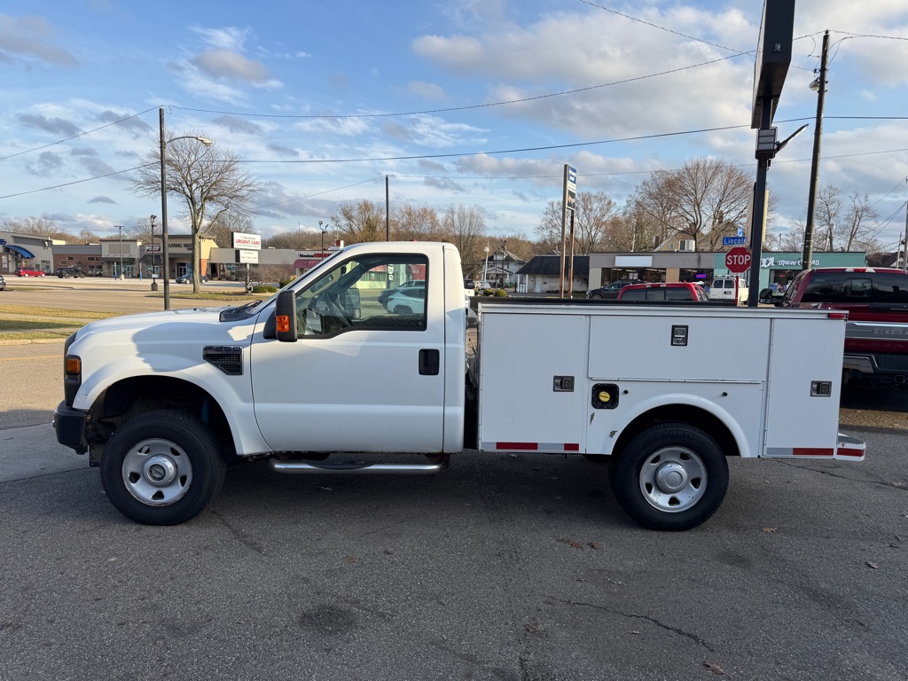 Photo 3 of this FORD F250
