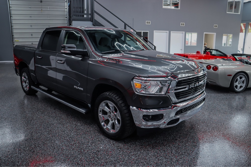 Photo 7 of this RAM 1500
