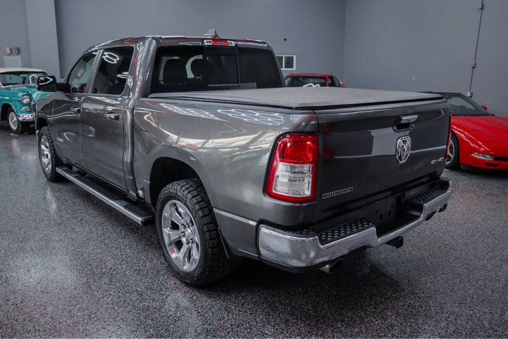 Photo 3 of this RAM 1500