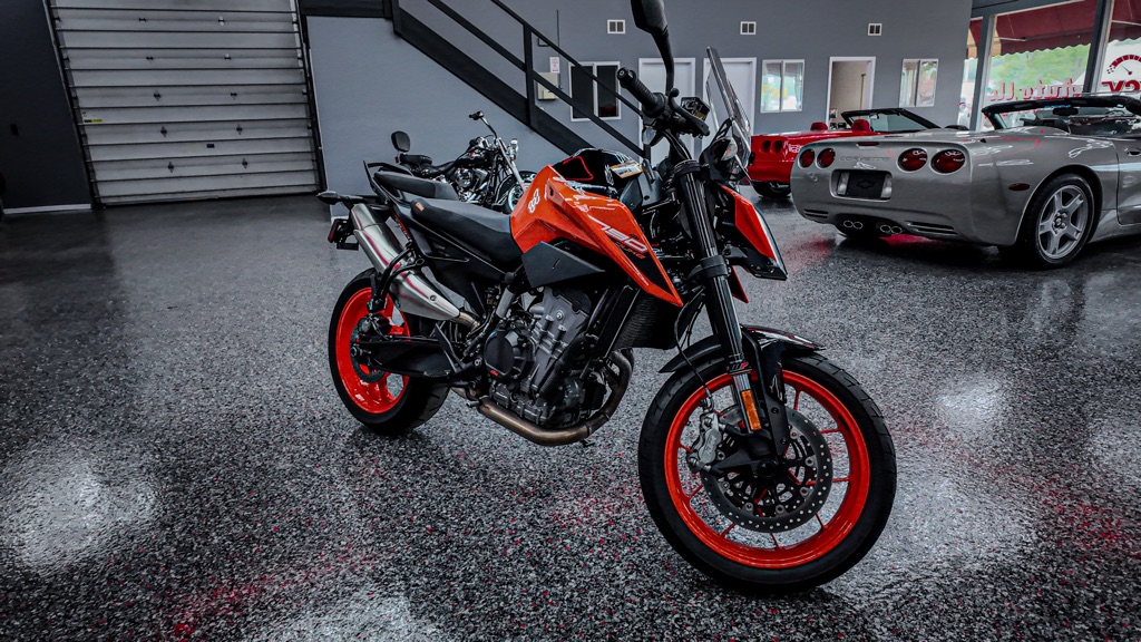 Photo 5 of this KTM DUKE