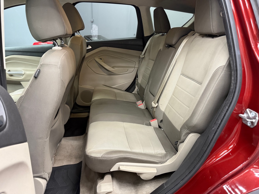 Photo 11 of this FORD ESCAPE