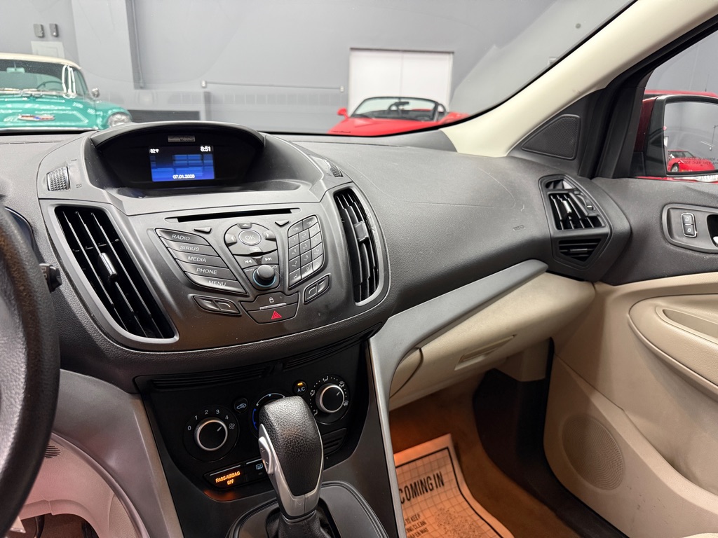 Photo 18 of this FORD ESCAPE