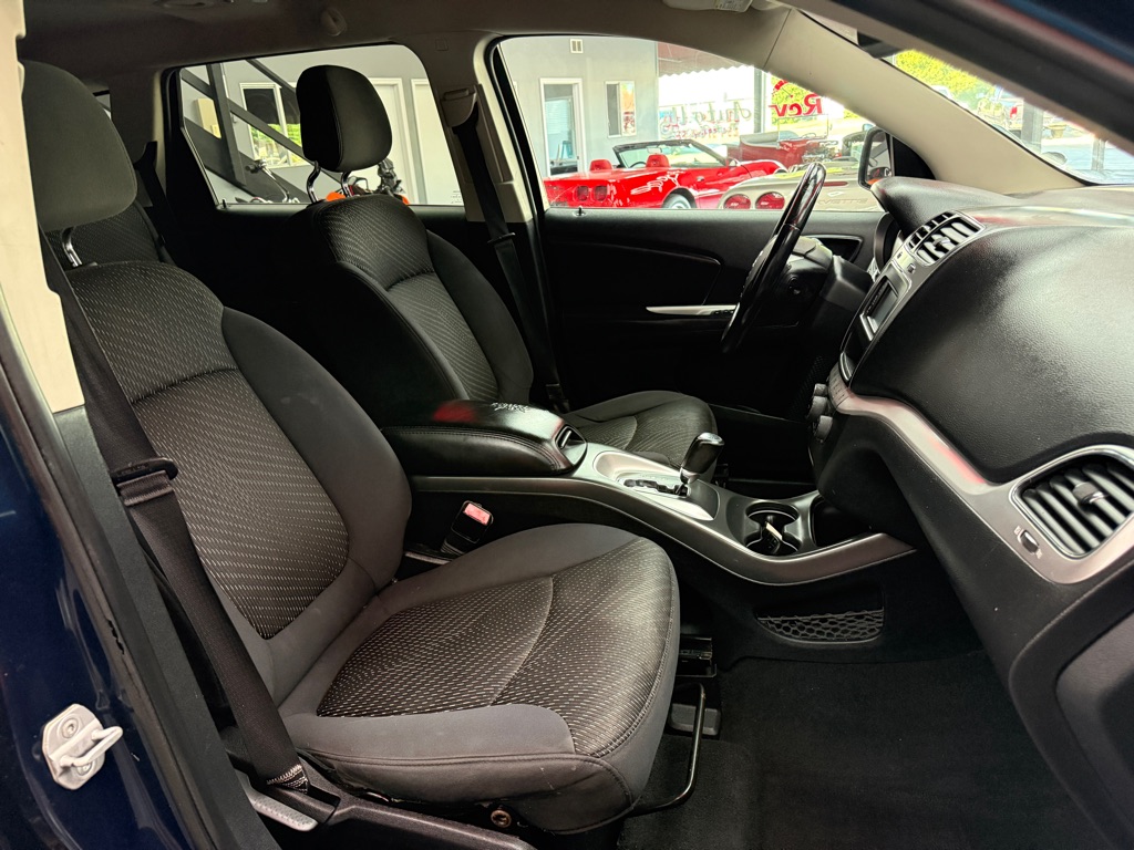 Photo 14 of this DODGE JOURNEY