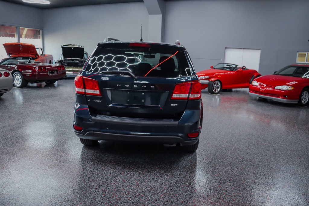 Photo 5 of this DODGE JOURNEY