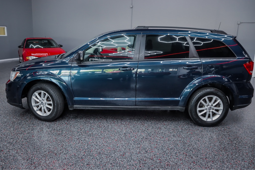 Photo 3 of this DODGE JOURNEY