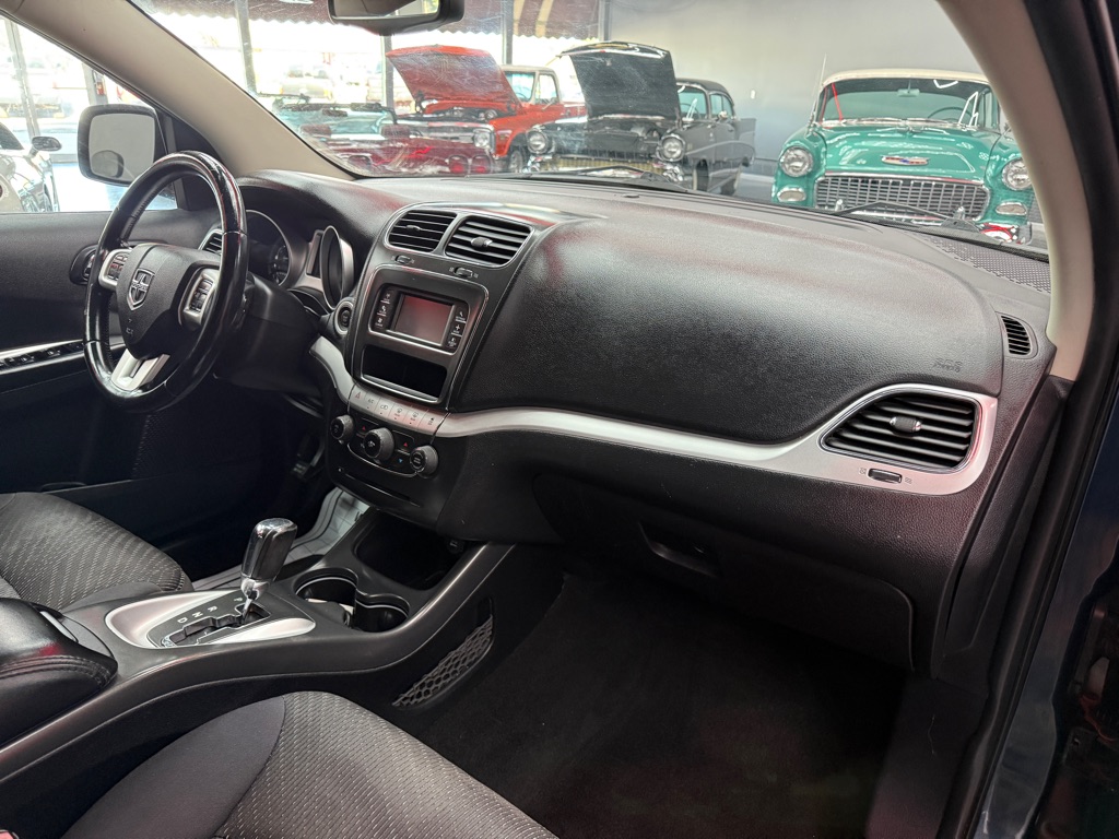 Photo 13 of this DODGE JOURNEY