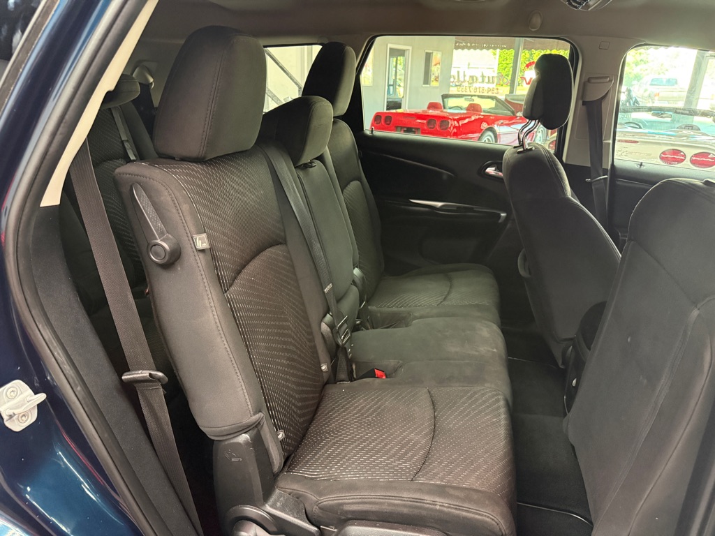 Photo 18 of this DODGE JOURNEY