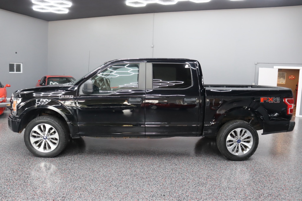 Photo 2 of this FORD F150