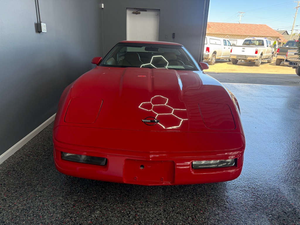 Photo 5 of this CHEVROLET CORVETTE