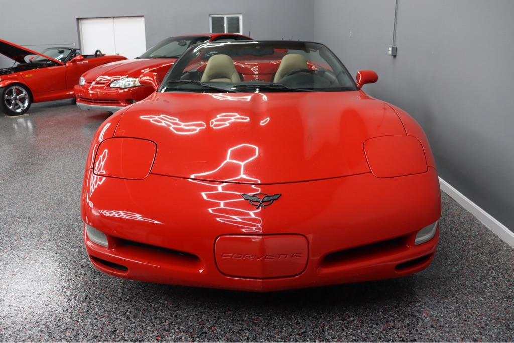 Photo 4 of this CHEVROLET CORVETTE