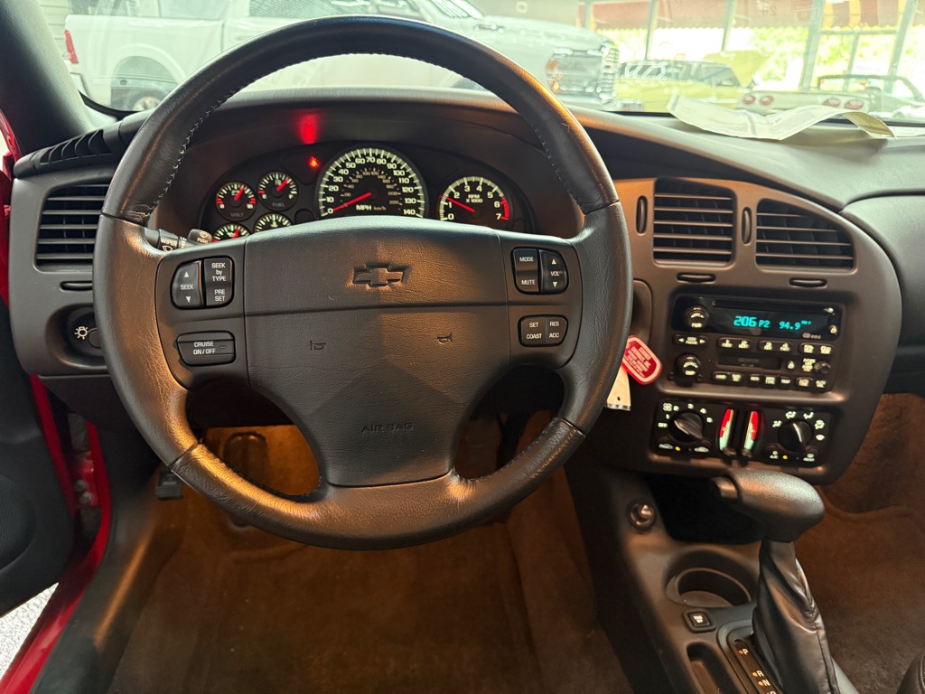 Photo 16 of this CHEVROLET MONTE CARLO