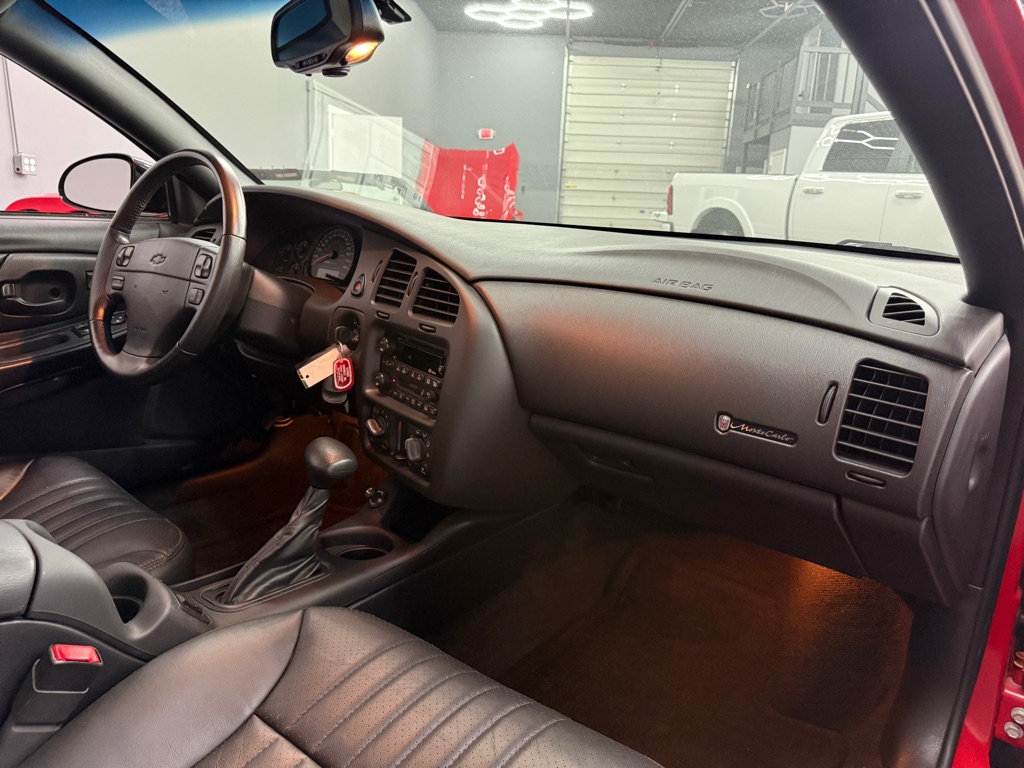 Photo 8 of this CHEVROLET MONTE CARLO