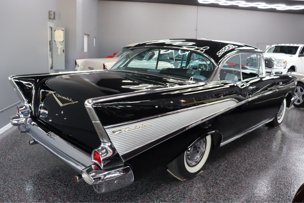 Photo 4 of this CHEVROLET BEL AIR