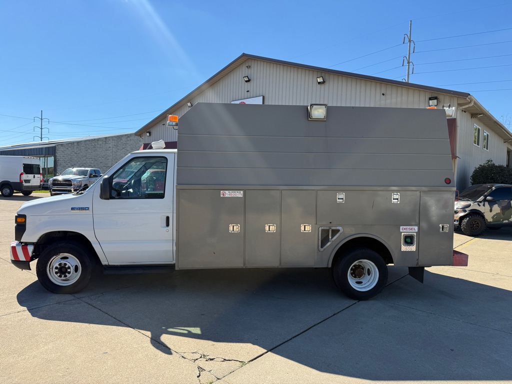 Photo 2 of this FORD ECONOLINE