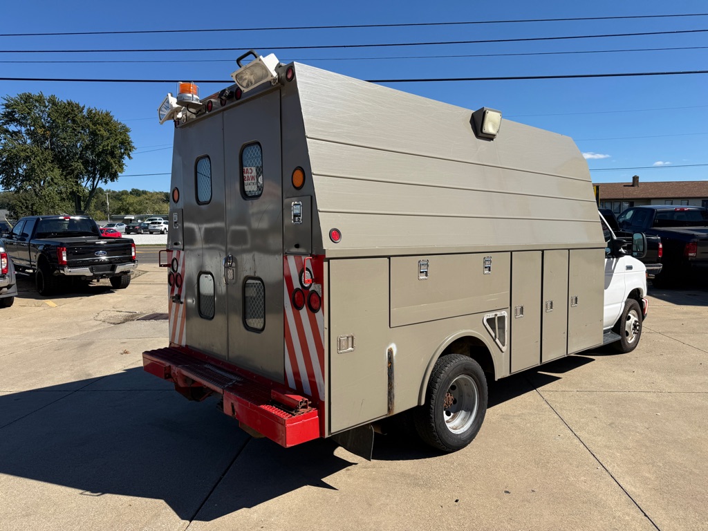 Photo 8 of this FORD ECONOLINE