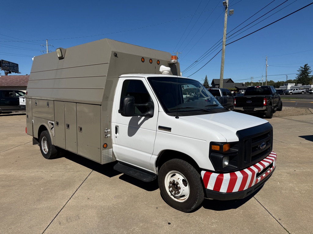 Photo 10 of this FORD ECONOLINE