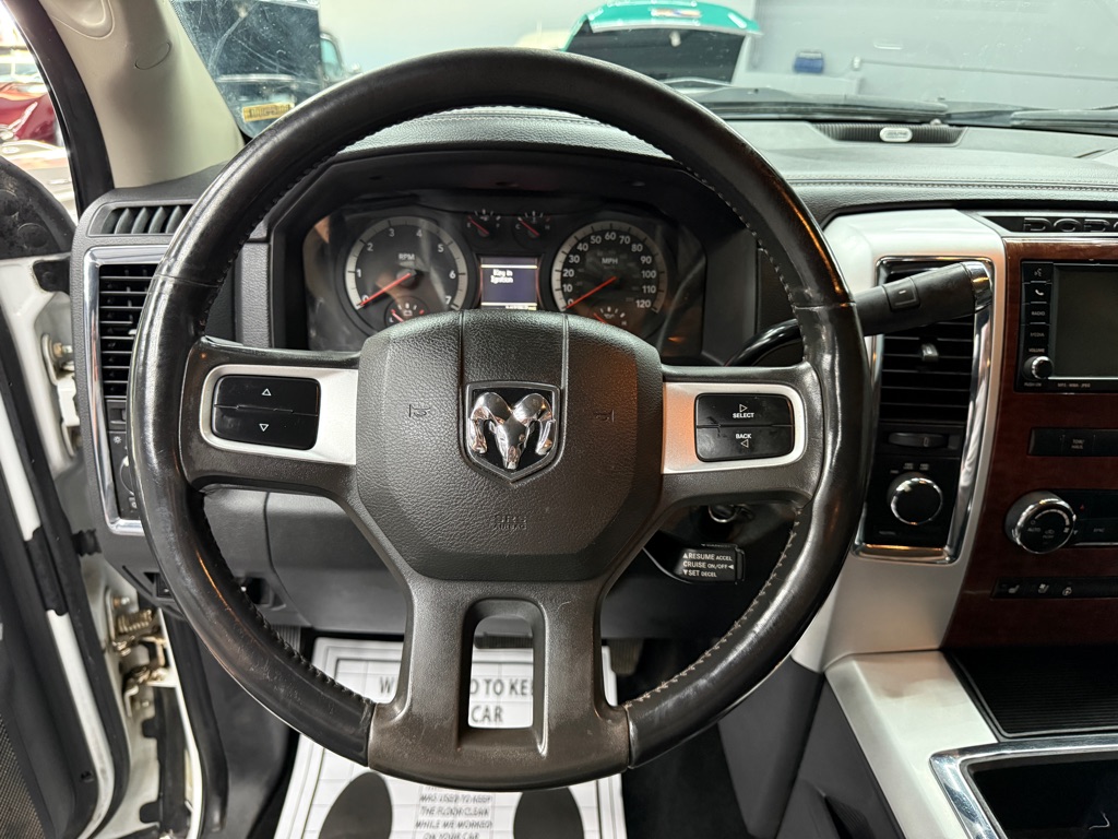 Photo 14 of this DODGE RAM 2500