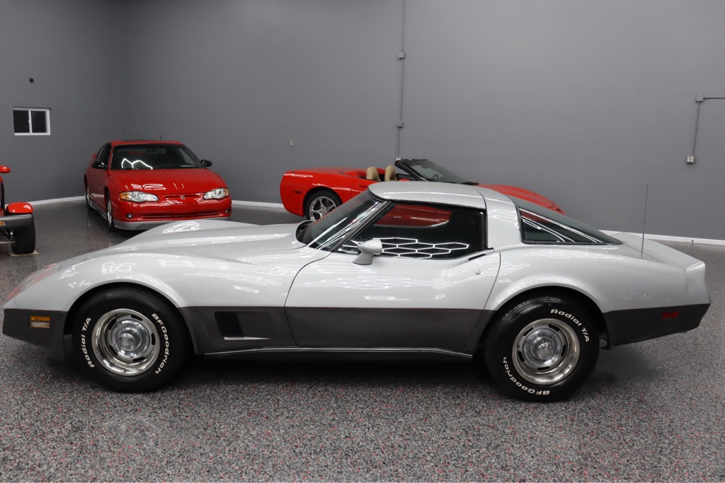 Photo 3 of this CHEVY CORVETTE