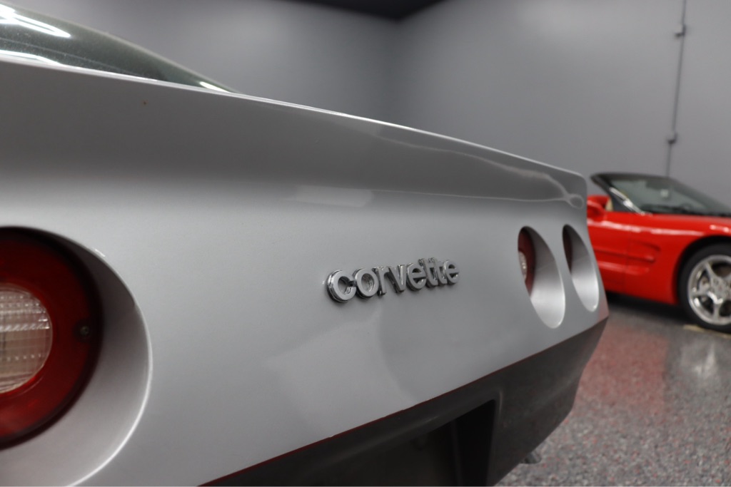 Photo 6 of this CHEVY CORVETTE