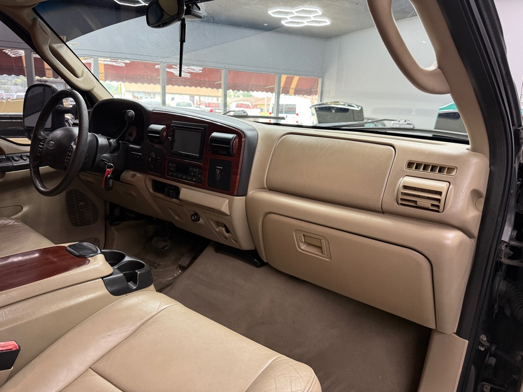 Photo 12 of this FORD F250