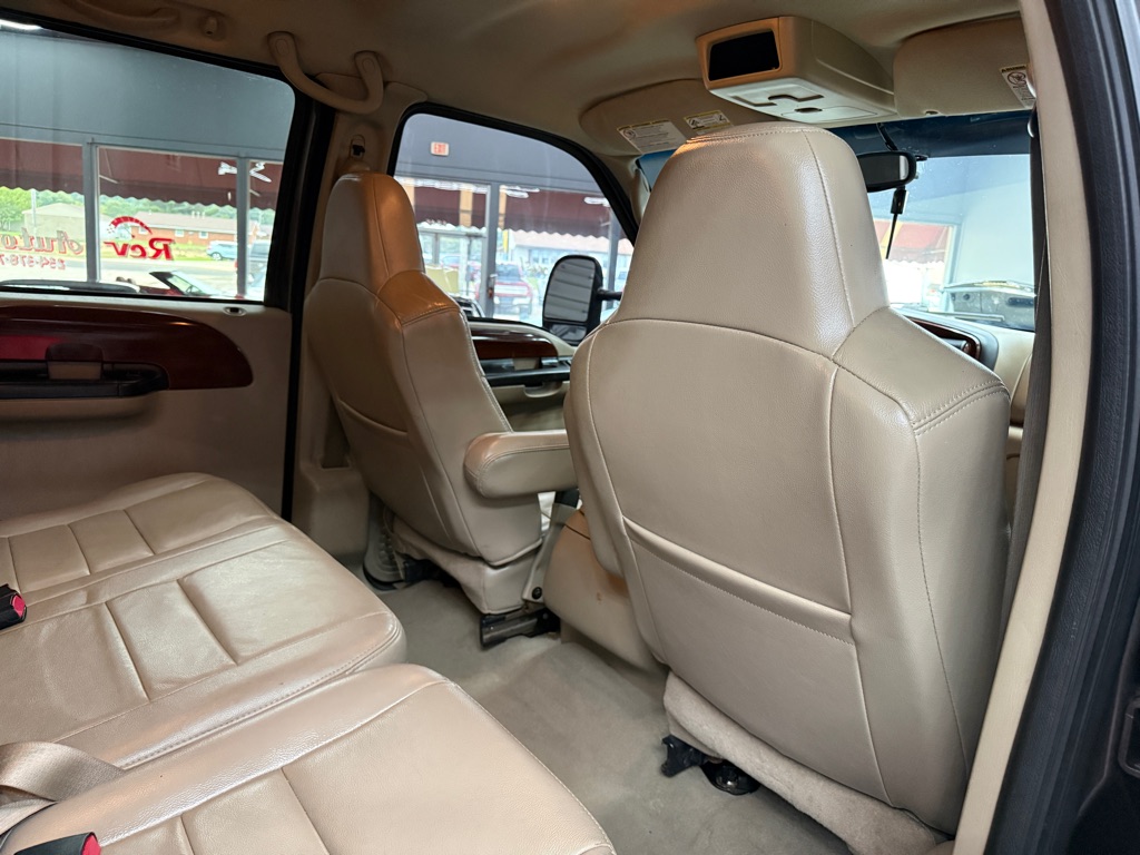 Photo 11 of this FORD F250